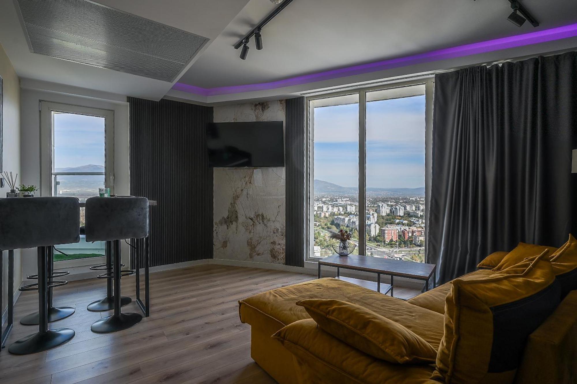 Alfred Sky Smart Apartment 29Th Spa Included Skopje Eksteriør billede